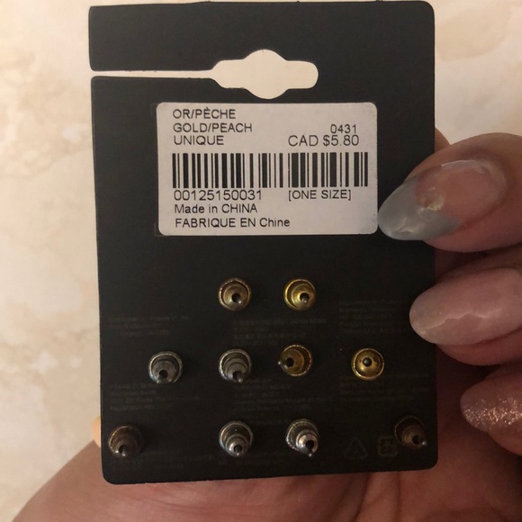 COPY - FREE with any purchase 🌸NEW Forever 21 mix… - Picture 3 of 3